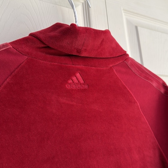 Adidas Red Mock Neck Turtleneck Velour Striped Arms - Picture 8 of 11